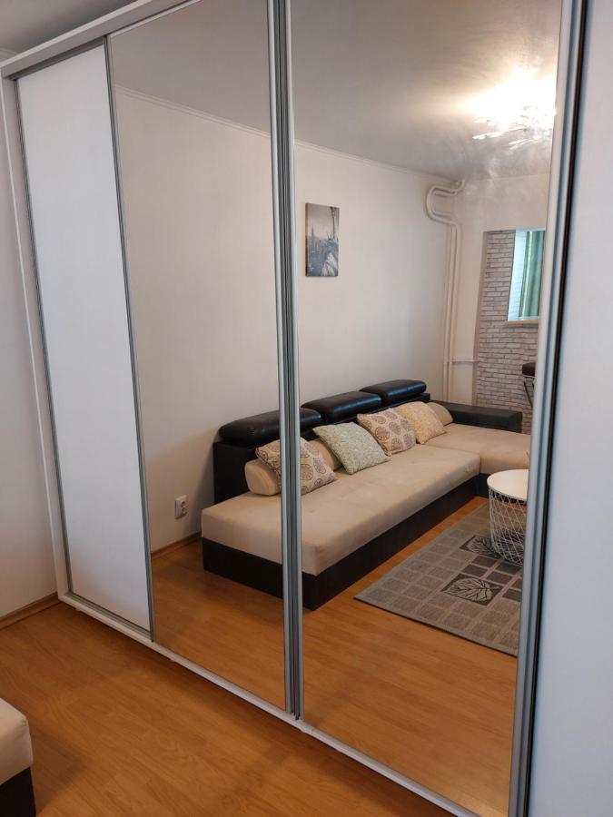 Apartament Central Renovat 3 Camere Bukarest Kültér fotó