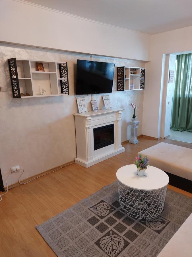 Apartament Central Renovat 3 Camere Bukarest Kültér fotó
